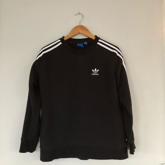 adidas Sweaters - Adidas Crewneck Pullover!